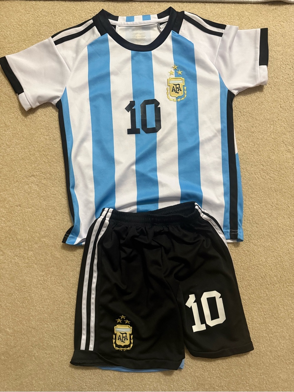 Kids Messi soccer outfit size 8